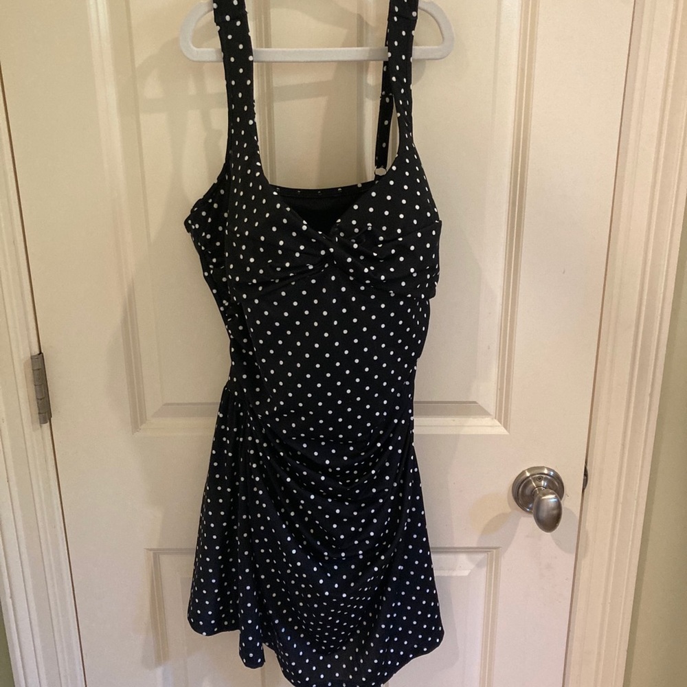 Talbots women’s swimsuit 1 piece